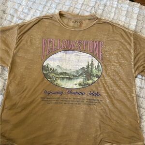 Vintage Yellowstone Graphic Tee - Tan